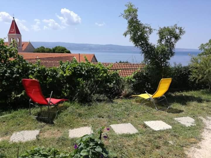Leonica Apartment Omis Bagian luar foto