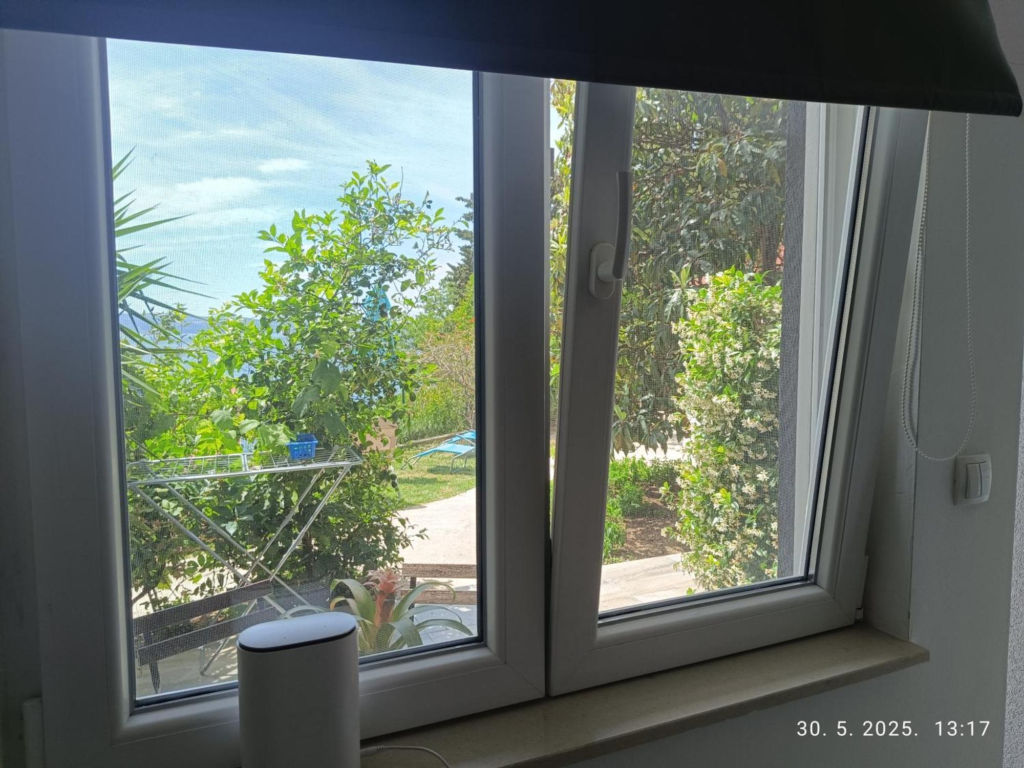 Leonica Apartment Omis Bagian luar foto